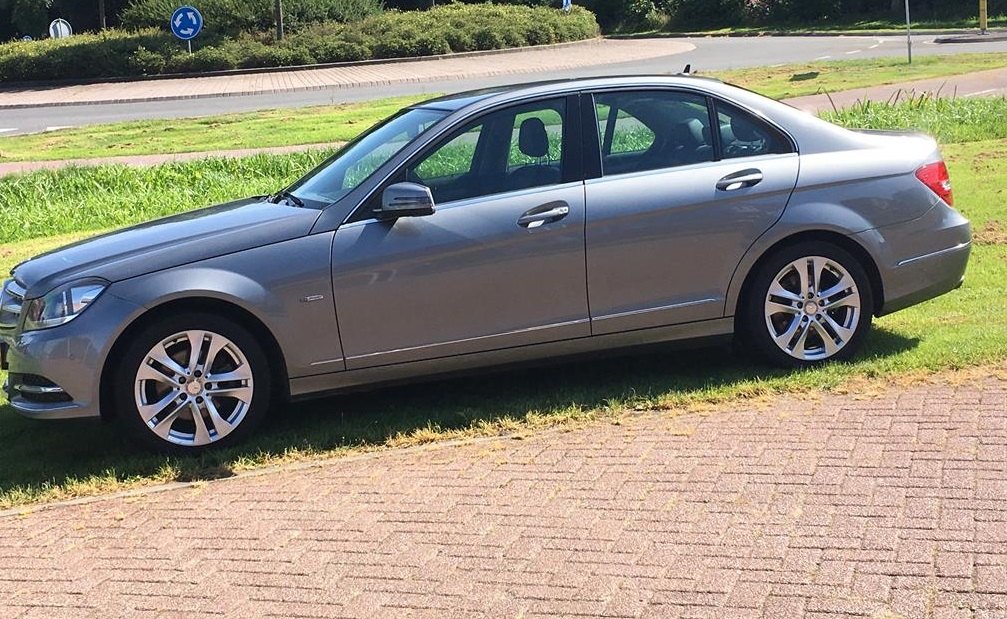 Mercedes-Benz C 220 CDI AVANTGARDE