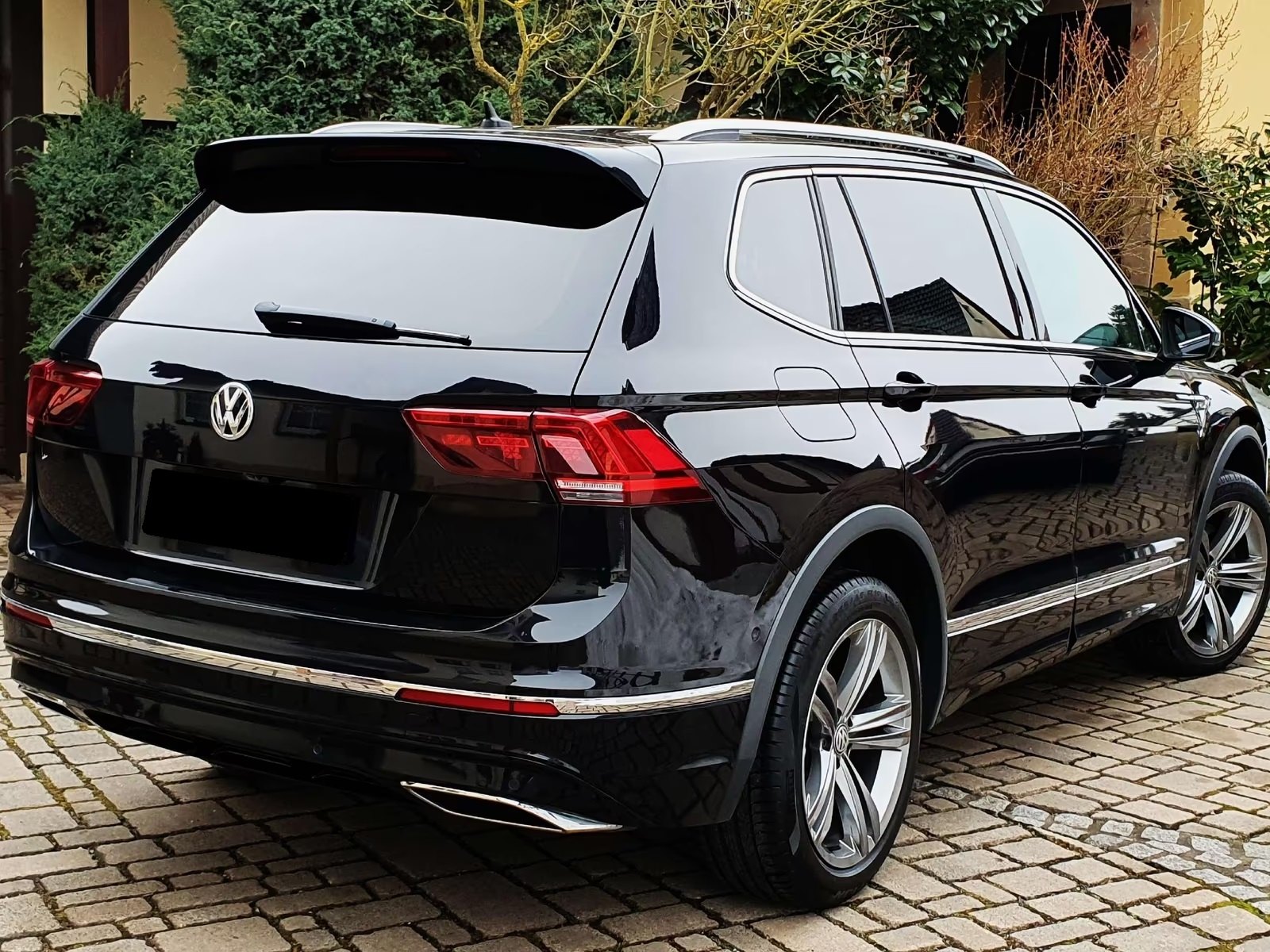 Volkswagen Tiguan Allspace R-Line Highline 4Motion