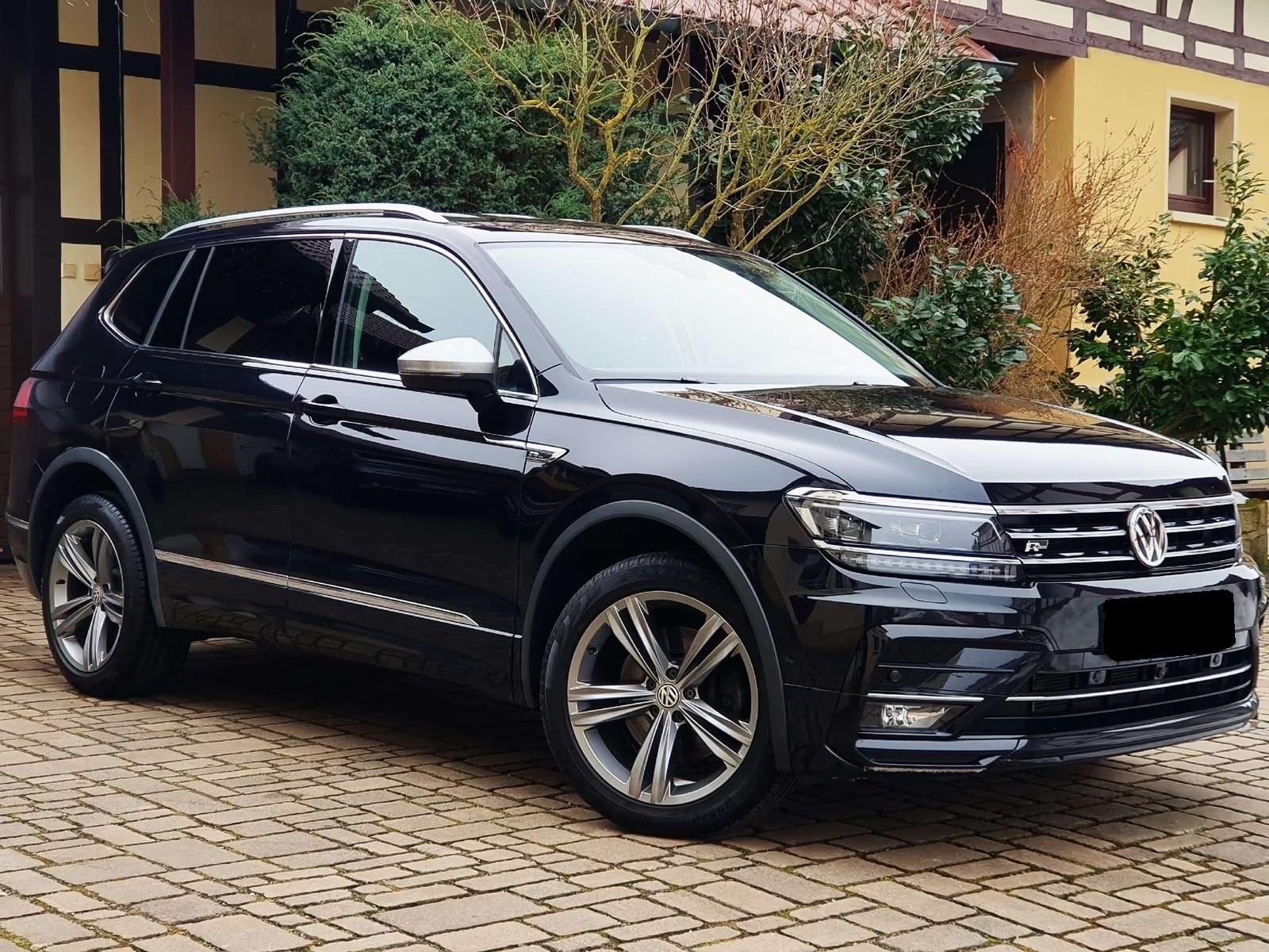Volkswagen Tiguan Allspace R-Line Highline 4Motion